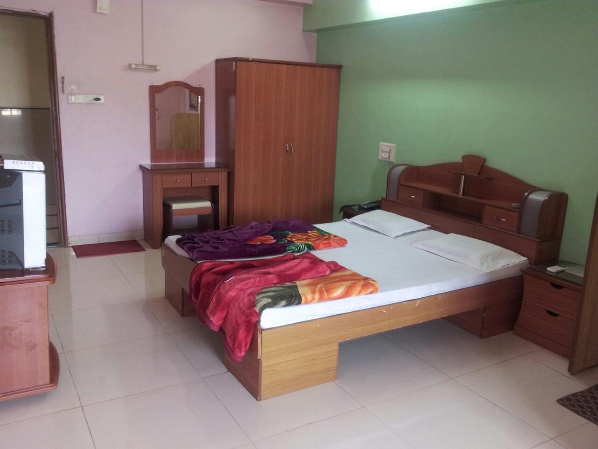 Вілла Sarang Lodging & Boarding Сатара Екстер'єр фото