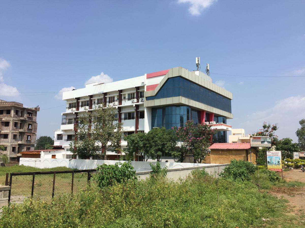 Вілла Sarang Lodging & Boarding Сатара Екстер'єр фото