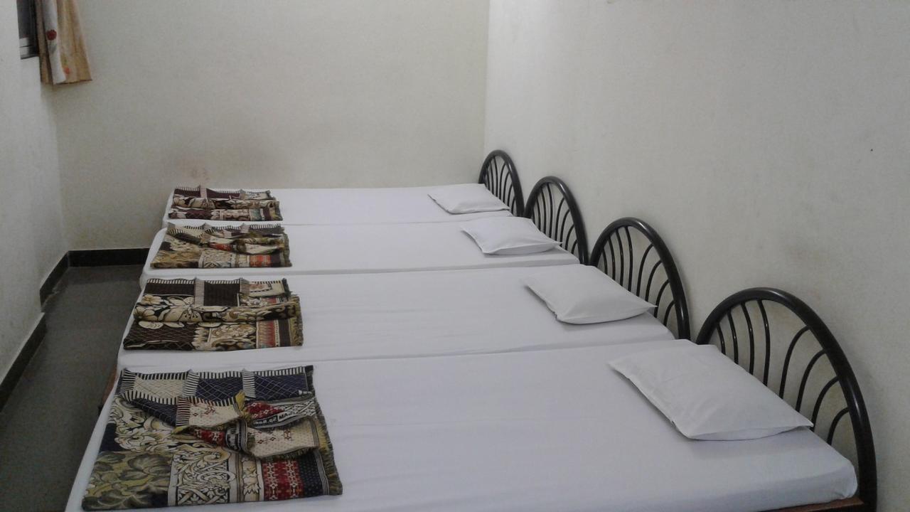 Вілла Sarang Lodging & Boarding Сатара Екстер'єр фото